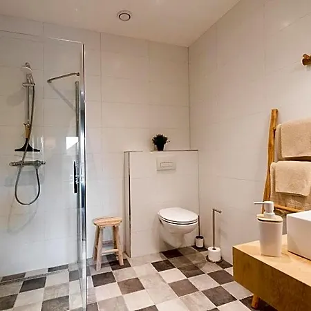 De Dorpshoeve 3*
